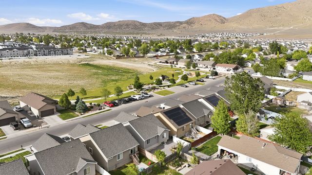 1854 E SHADOW DR, Eagle Mountain, UT 84005