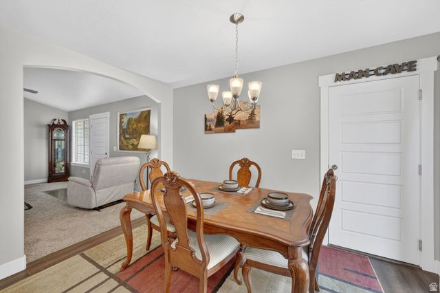1854 E SHADOW DR, Eagle Mountain, UT 84005