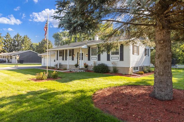 309 N Jackson STREET, Elkhorn, WI 53121