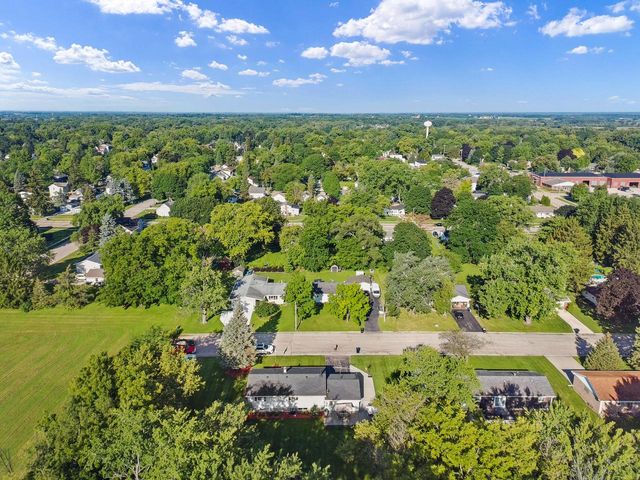 309 N Jackson STREET, Elkhorn, WI 53121