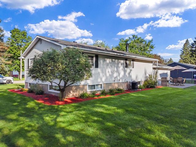 309 N Jackson STREET, Elkhorn, WI 53121