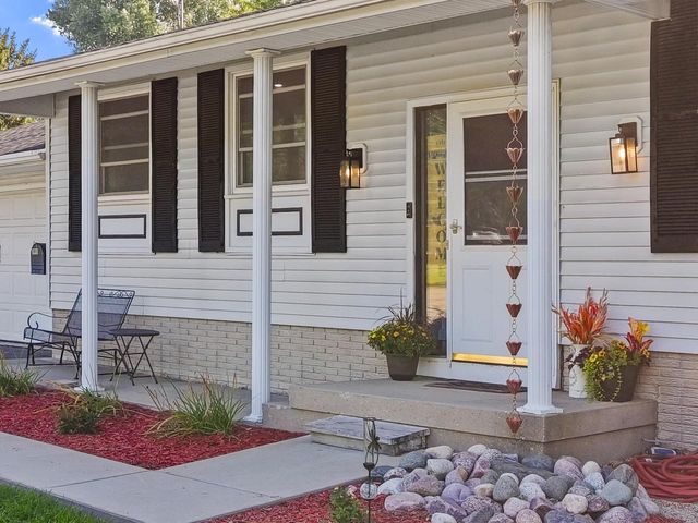 309 N Jackson STREET, Elkhorn, WI 53121