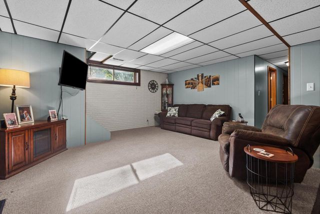 309 N Jackson STREET, Elkhorn, WI 53121