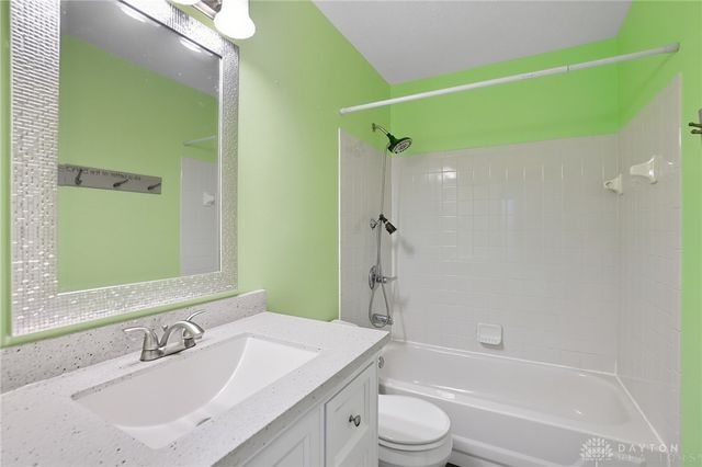 5239 Mallet Club Drive, Miami Twp, OH 45439