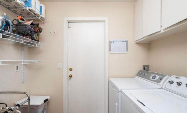 225 E MINTON Drive, Tempe, AZ 85282