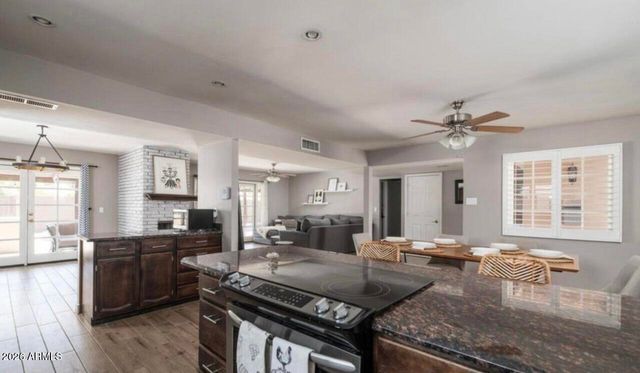 225 E MINTON Drive, Tempe, AZ 85282