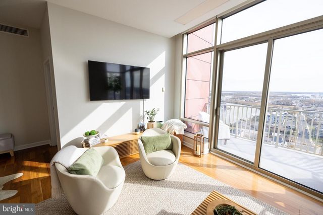 105-UNIT CHRISTINA LANDING DR, Wilmington, DE 19801