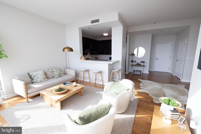 105-UNIT CHRISTINA LANDING DR, Wilmington, DE 19801