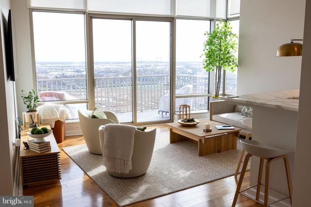 105-UNIT CHRISTINA LANDING DR, Wilmington, DE 19801