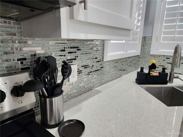 220 Stella Drive, San Juan, TX 78589