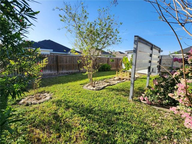 220 Stella Drive, San Juan, TX 78589