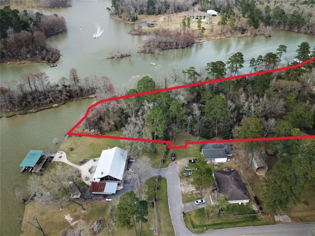 25810 Lakewater Drive, Huffman, TX 77336