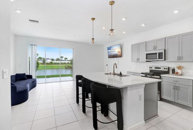 2301 ALEE LANE, Wesley Chapel, FL 33543