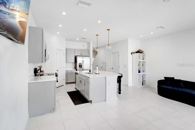 2301 ALEE LANE, Wesley Chapel, FL 33543