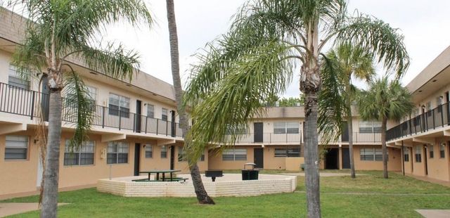 401 NW 34 Street 85-202, Pompano Beach, FL 33064