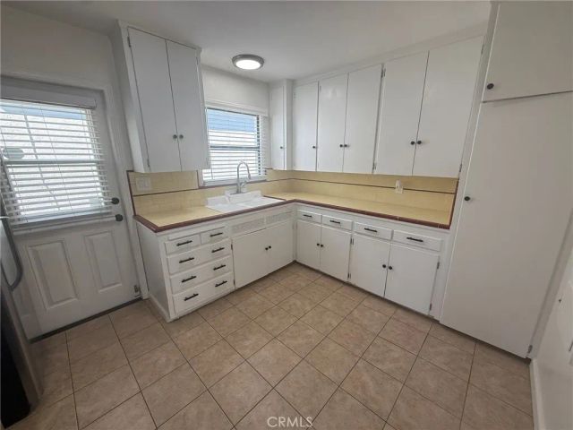 221 Angelo Walk, Long Beach, CA 90803