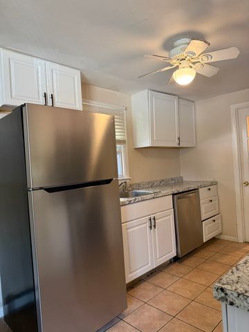 5 Patricia Drive 5, Tyngsborough, MA 01879