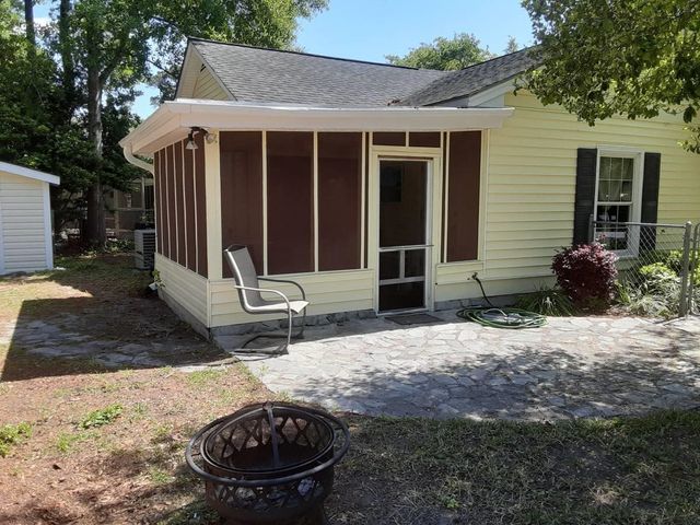 301 Stratford Pl., Murrells Inlet, SC 29576