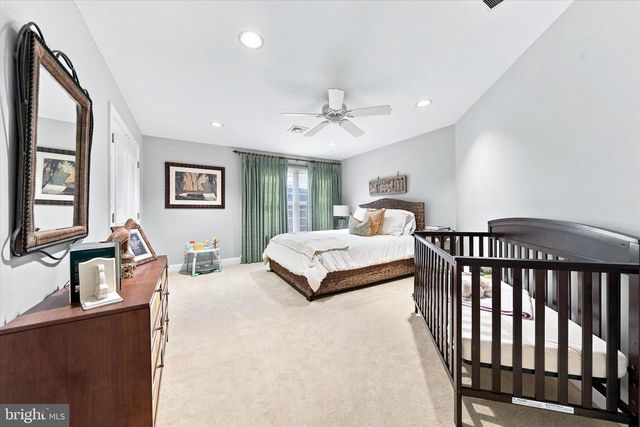 45 HILL RD, Wilmington, DE 19806
