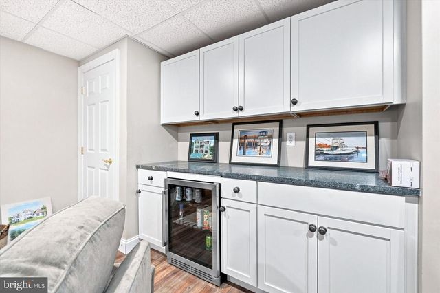 45 HILL RD, Wilmington, DE 19806