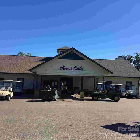 352 Broken Arrow Drive, Statesville, NC 28677