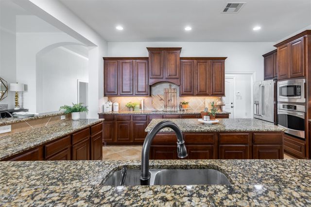 27931 Walsh Crossing Drive, Katy, TX 77494