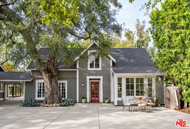 379 Bellefontaine Street, Pasadena, CA 91105
