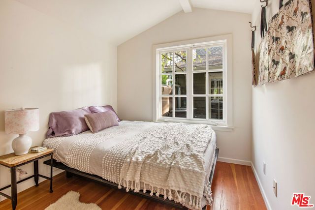 379 Bellefontaine Street, Pasadena, CA 91105