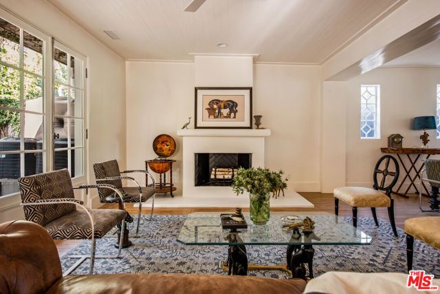 379 Bellefontaine Street, Pasadena, CA 91105