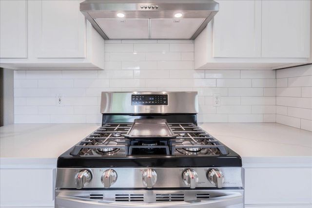 1501 Sweet Leaf LN, Pflugerville, TX 78660