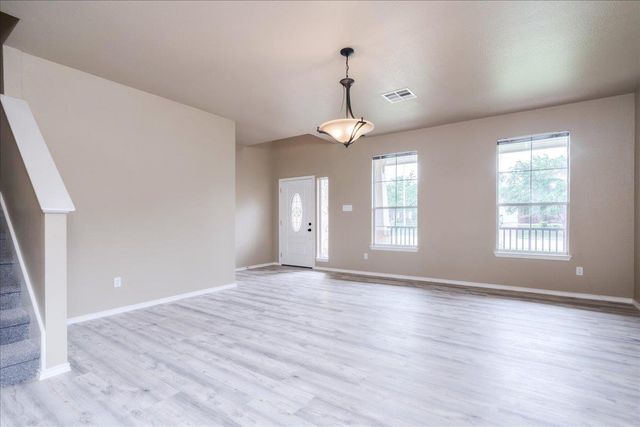 1501 Sweet Leaf LN, Pflugerville, TX 78660