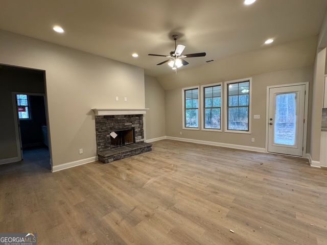 157 Country World Drive, Macon, GA 31211