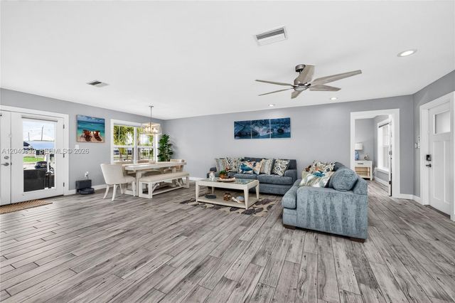21812 Edgewater Dr, Port Charlotte, FL 33952