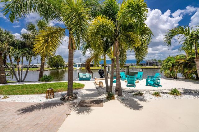 21812 Edgewater Dr, Port Charlotte, FL 33952