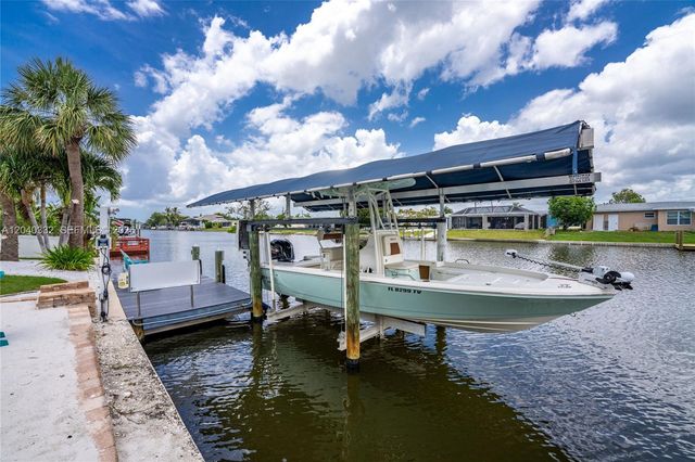 21812 Edgewater Dr, Port Charlotte, FL 33952