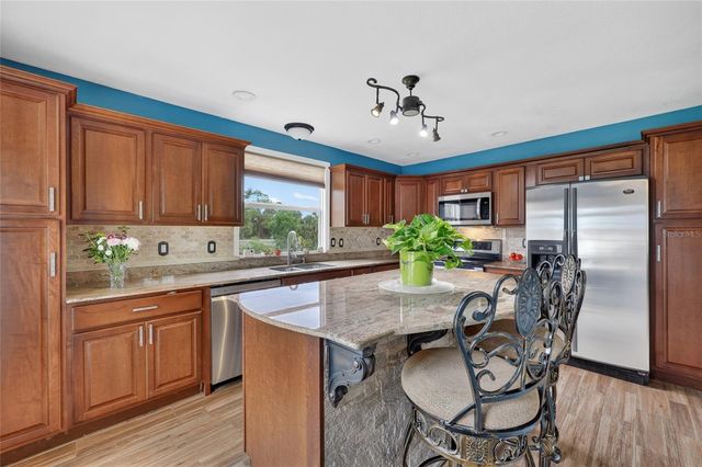 27484 S TWIN LAKES DRIVE, Punta Gorda, FL 33955