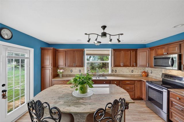 27484 S TWIN LAKES DRIVE, Punta Gorda, FL 33955