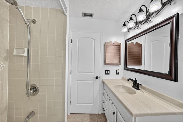 27484 S TWIN LAKES DRIVE, Punta Gorda, FL 33955