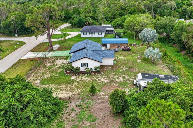 27484 S TWIN LAKES DRIVE, Punta Gorda, FL 33955