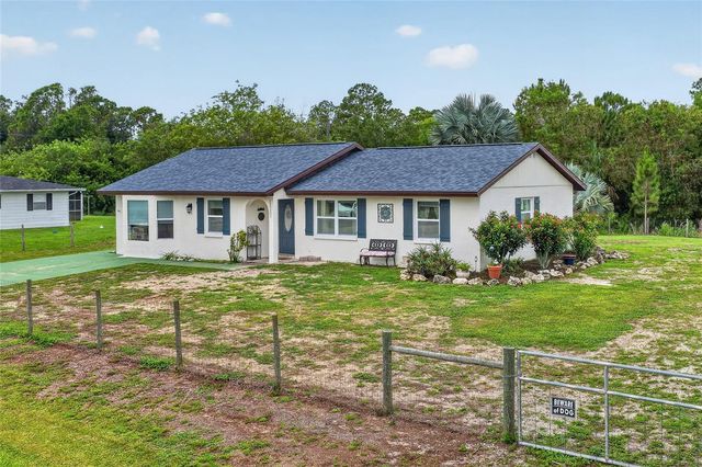 27484 S TWIN LAKES DRIVE, Punta Gorda, FL 33955