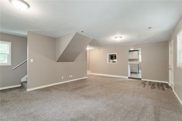 307 NW 63rd Terrace, Kansas City, MO 64118