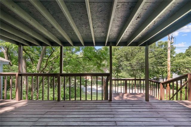 307 NW 63rd Terrace, Kansas City, MO 64118