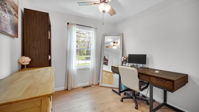 2109 Crockett Avenue, Valparaiso, IN 46383