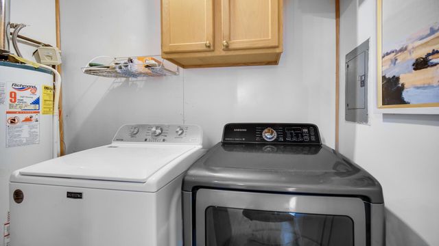 2109 Crockett Avenue, Valparaiso, IN 46383