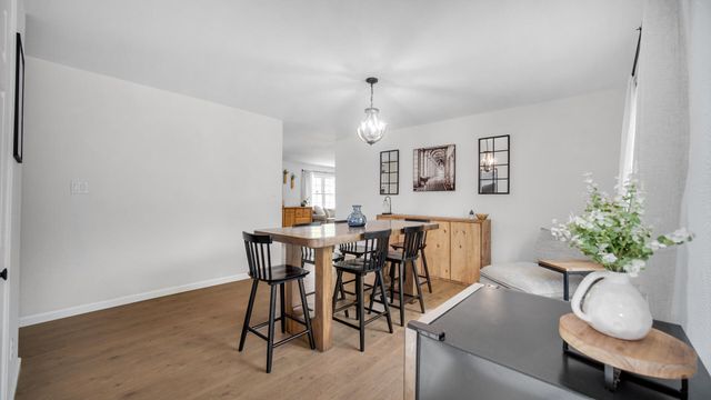 2109 Crockett Avenue, Valparaiso, IN 46383