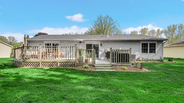 2109 Crockett Avenue, Valparaiso, IN 46383