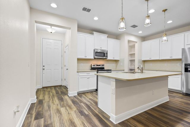 14158 DAMSELFLY DRIVE, Tampa, FL 33625