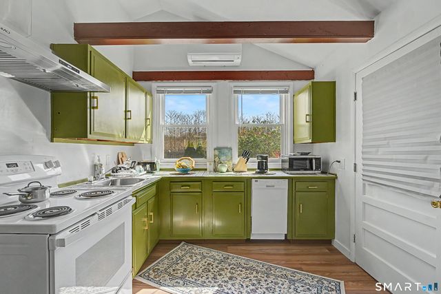 394 Clintonville Road, North Haven, CT 06473