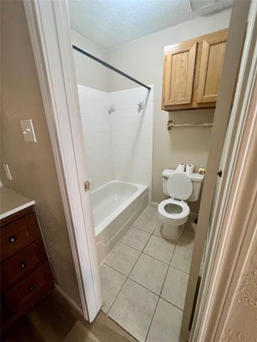 12755 Mill Ridge Drive 606, Cypress, TX 77429