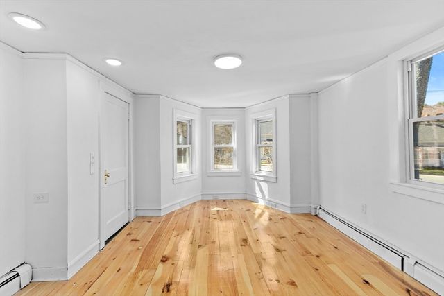 359 Hartford, Bellingham, MA 02019